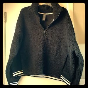 Black Sherpa pullover